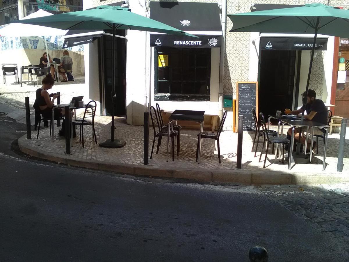 Triplex - Com W.c. Privado Couette-café