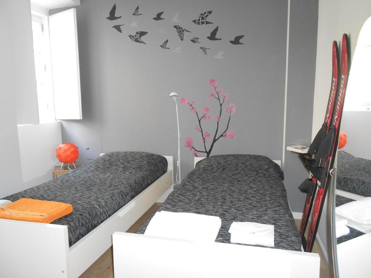 Triplex - Com W.c. Privado Acomodação com café da manhã 