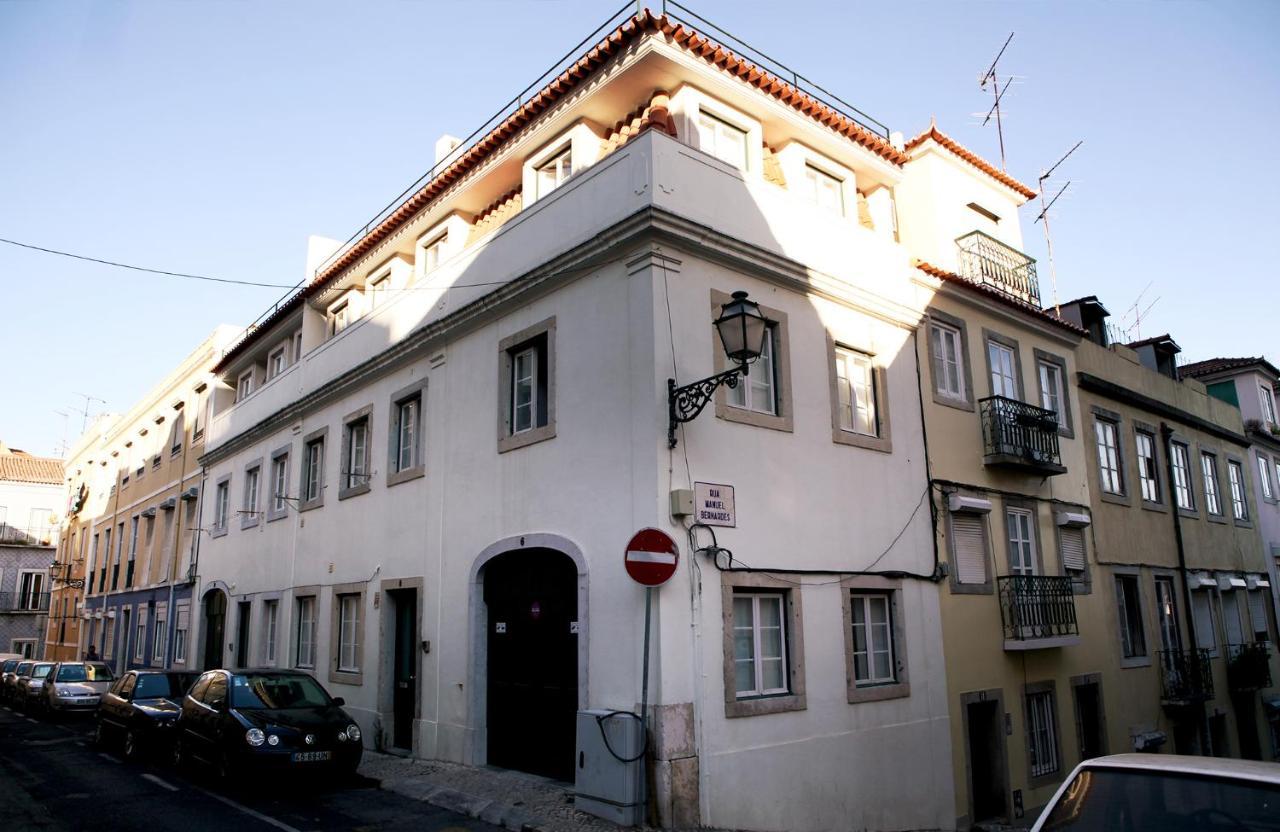 Acomodação com café da manhã  Triplex - Com W.c. Privado *